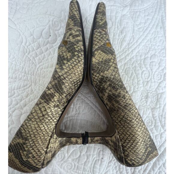 J Renee Women's Size 8 Gray/Cream Marion Faux Snakeskin Kitten Heel Pumps - Picture 6 of 10